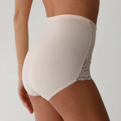 Slip En Shorty<Blancheporte Afslankende gaineslip met kanten buikpand - steungevend nude