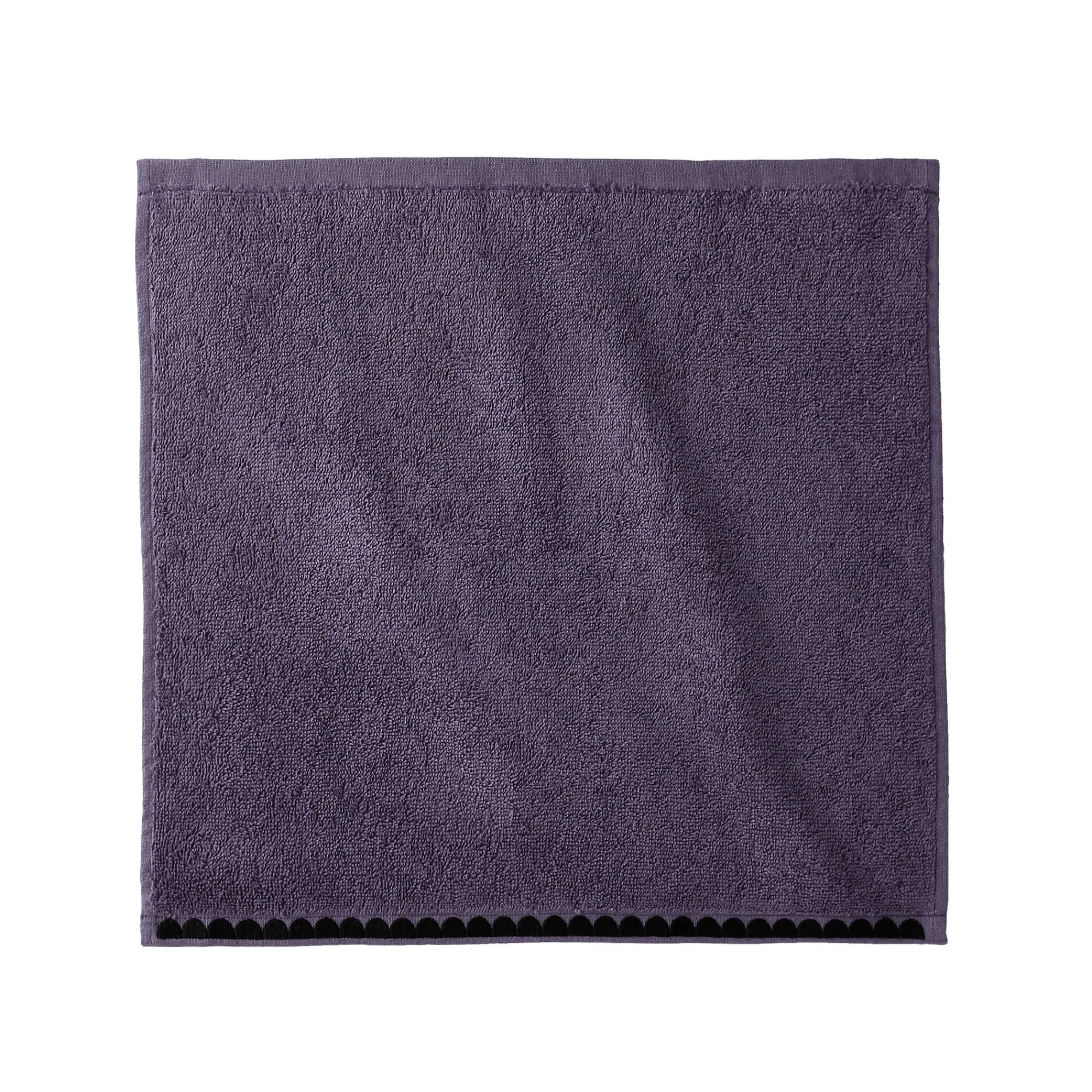 Badhanddoek<Blancheporte Badstof, afgewerkt met fantasieborduursel - 420g/m2 aubergine