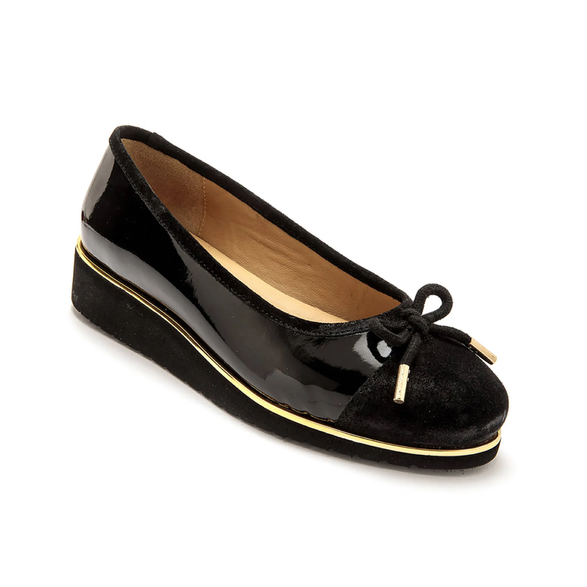 Feestelijke Schoenen|Ballerina's<PédiConfort Ballerina met sleehak en comfortbreedte, in gelakt leer - zwart
