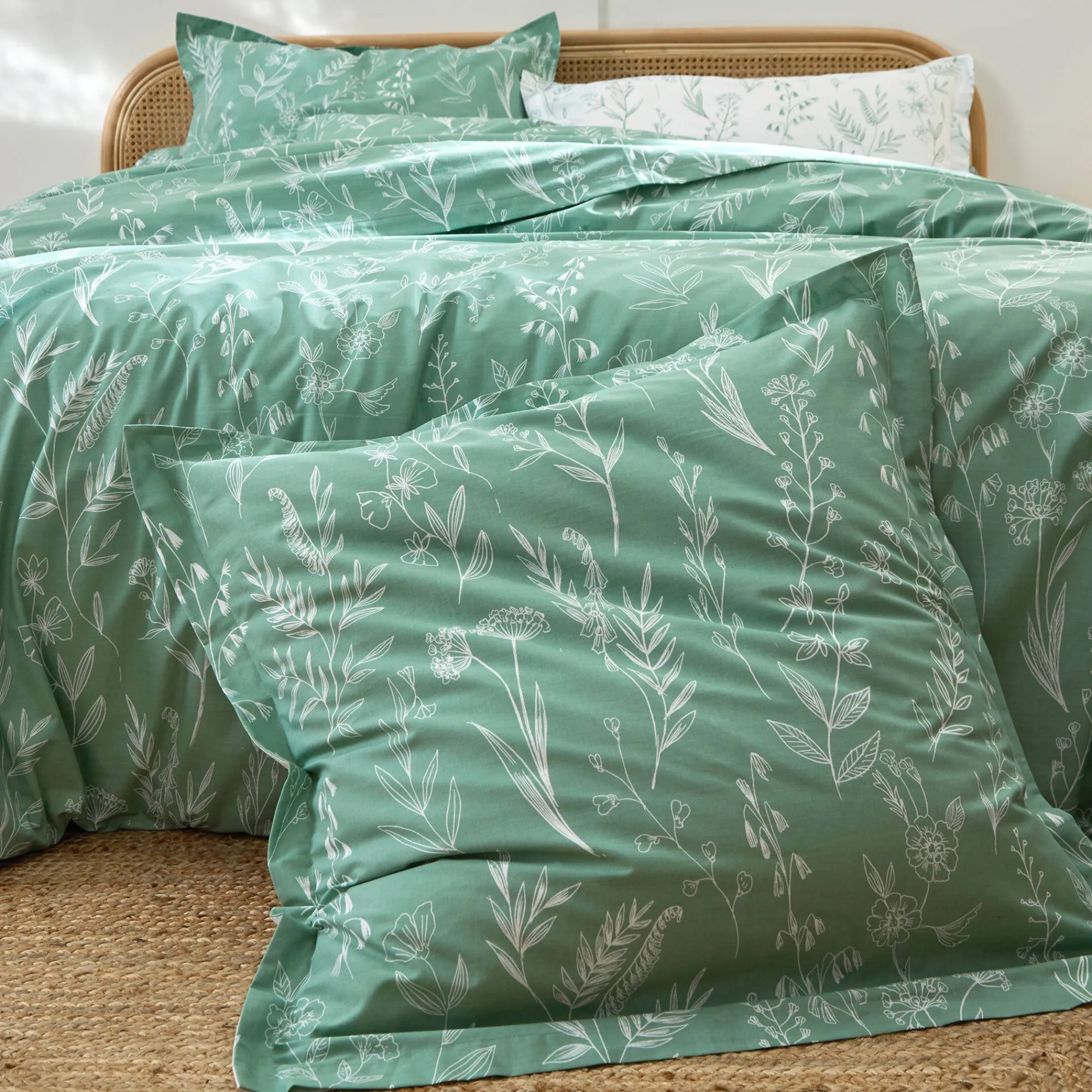 Fantasie Bedlinnen<Colombine Bedlinnen Alessia in katoen met bloemenprint groen
