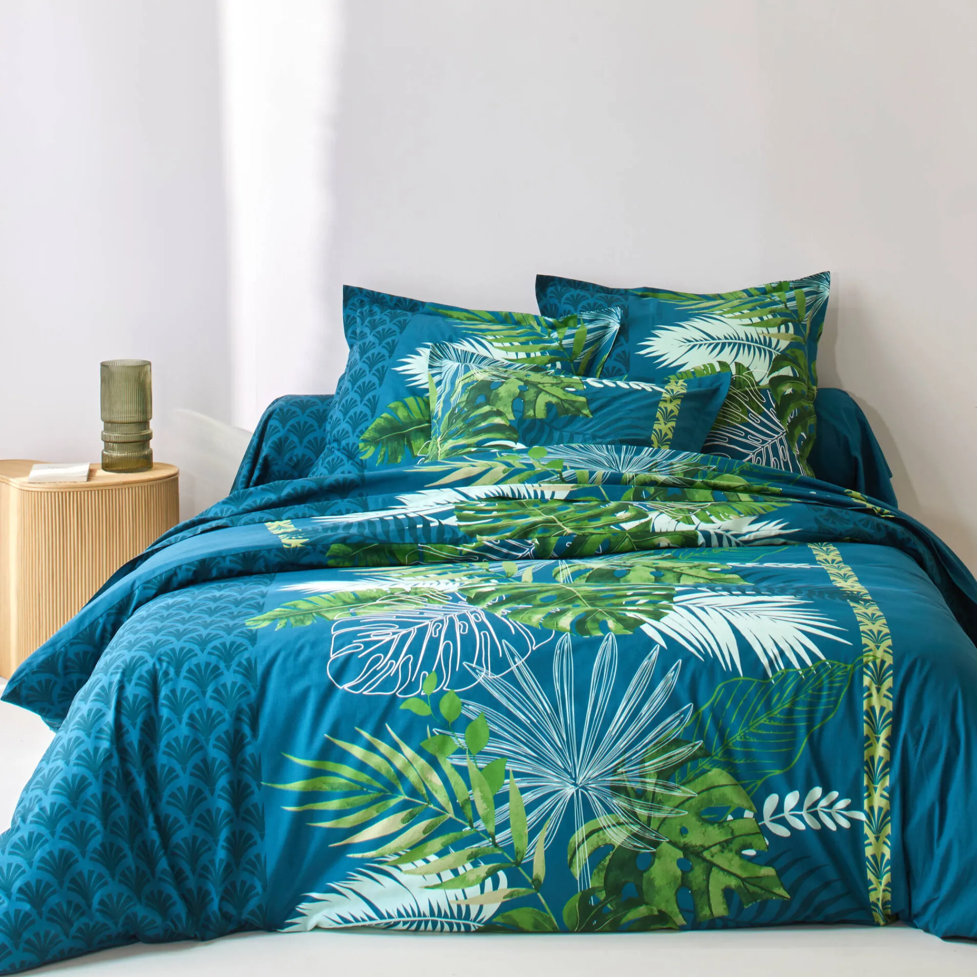 Fantasie Bedlinnen|Vlak Laken<Colombine Bedlinnen Cayenne, in katoen met palmboomprint groen