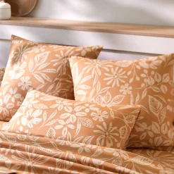 Fantasie Bedlinnen|Vlak Laken<Blancheporte Bedlinnen Céline, in katoen met bloemenprint karamel