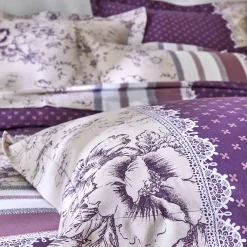 Fantasie Bedlinnen|Vlak Laken<Colombine Bedlinnen Gabrielle in flanel met bloemenprint en kant pruim