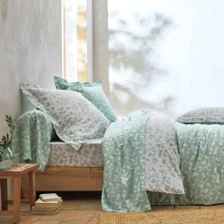 Fantasie Bedlinnen|Vlak Laken<Blancheporte Bedlinnen Héritage in flanel met krulmotieven<br> groen / wit