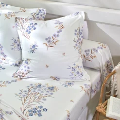 Fantasie Bedlinnen|Vlak Laken<Colombine Bedlinnen Madeleine, in katoen wit / blauw