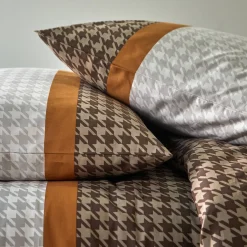 Fantasie Bedlinnen|Vlak Laken<Blancheporte Bedlinnen Pierre in katoen met pied-de-poule print beige