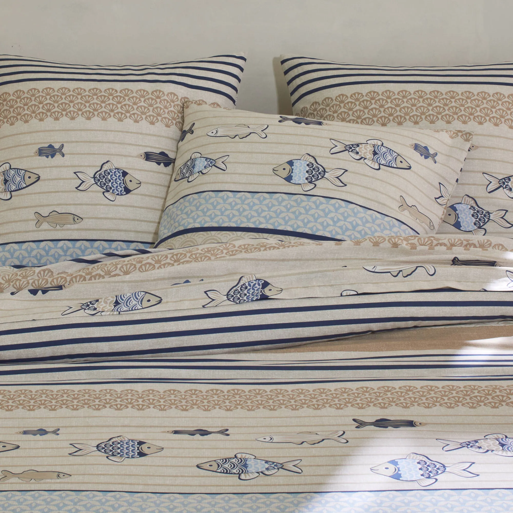 Fantasie Bedlinnen|Vlak Laken<Blancheporte Bedlinnen Riviera in katoen met vissenprint blauw