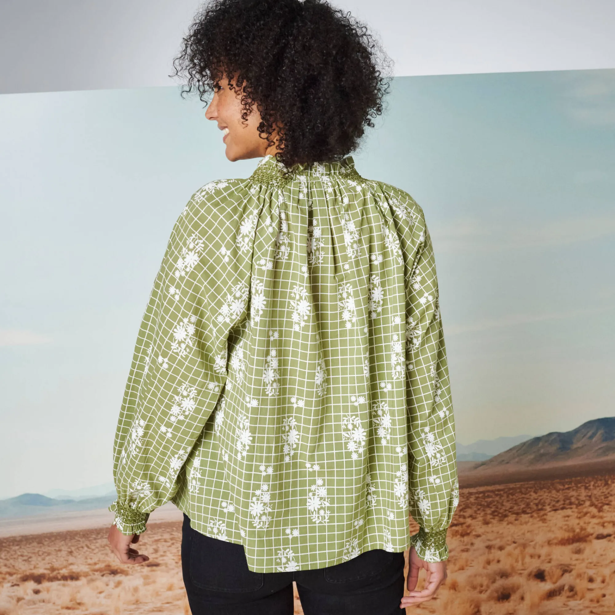 Bloes En Tuniek<Blancheporte Bedrukte bloes, details met smokwerk, bloezende mouwen groen / ecru
