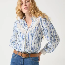 Bloes En Tuniek<Blancheporte Bedrukte bloes met knopen in tetrastof en macramé wit / blauw