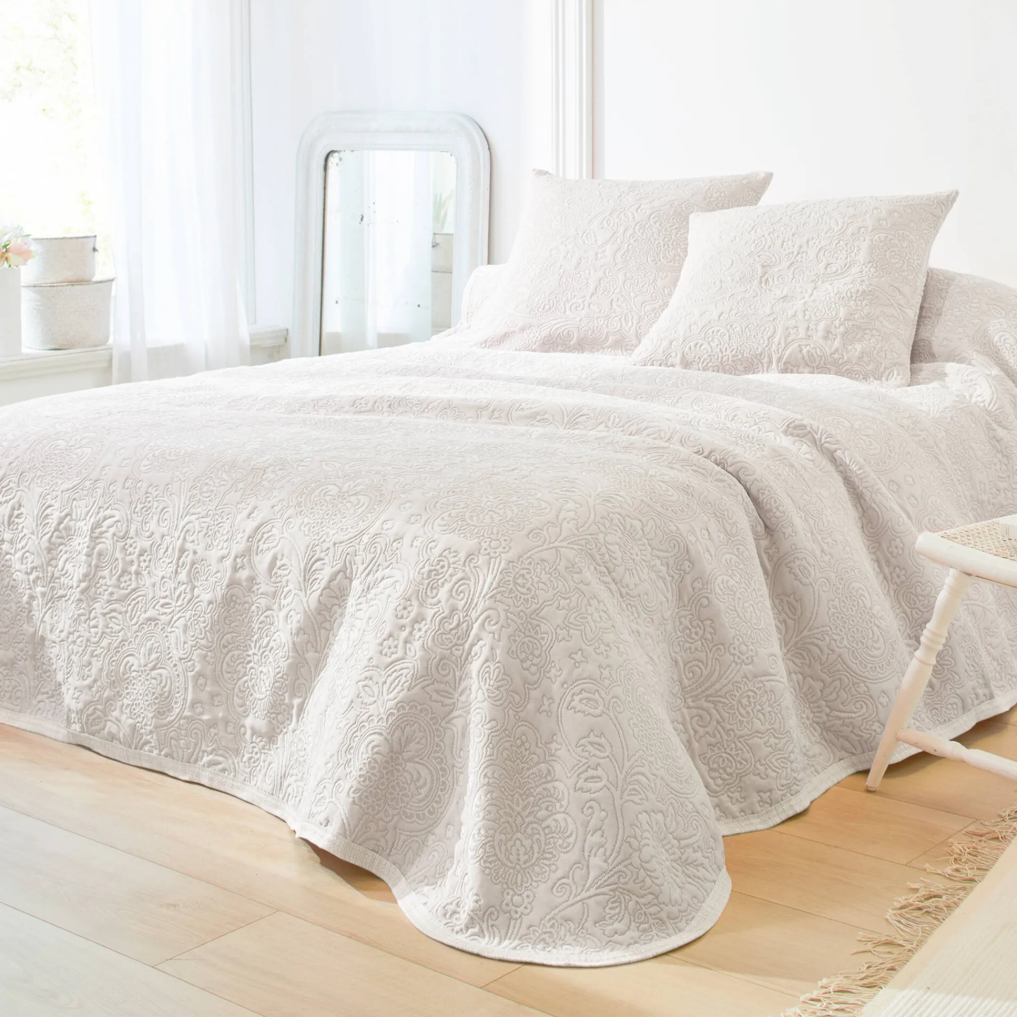 Deken En Bedsprei|Deken, Boutis En Bedsprei<Blancheporte Bedsprei in boutisstijl Mélissa naturel