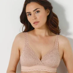 Beha<Playtex Beha Cross Your Heart Feminin in gerecycleerde kant - zonder beugels beige
