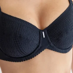 Beha<Chantelle Beha in kant "Easy Support" van ®, met beugels zwart