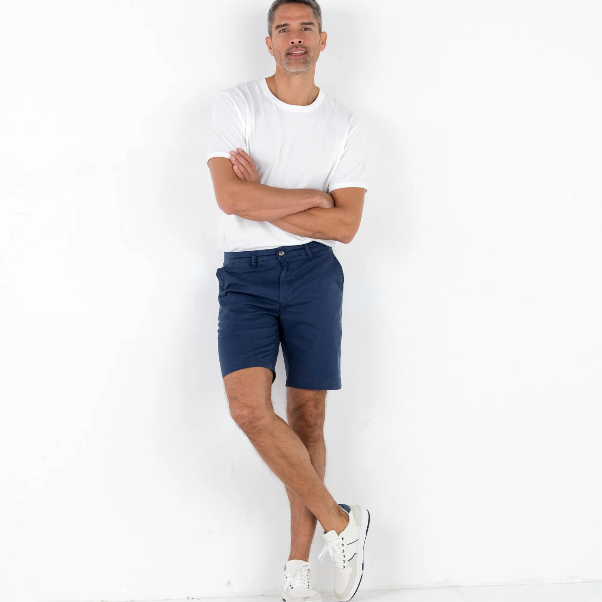 Short En Bermuda<Blancheporte Bermuda chino uni toile sergé stretch morphologie classique marine