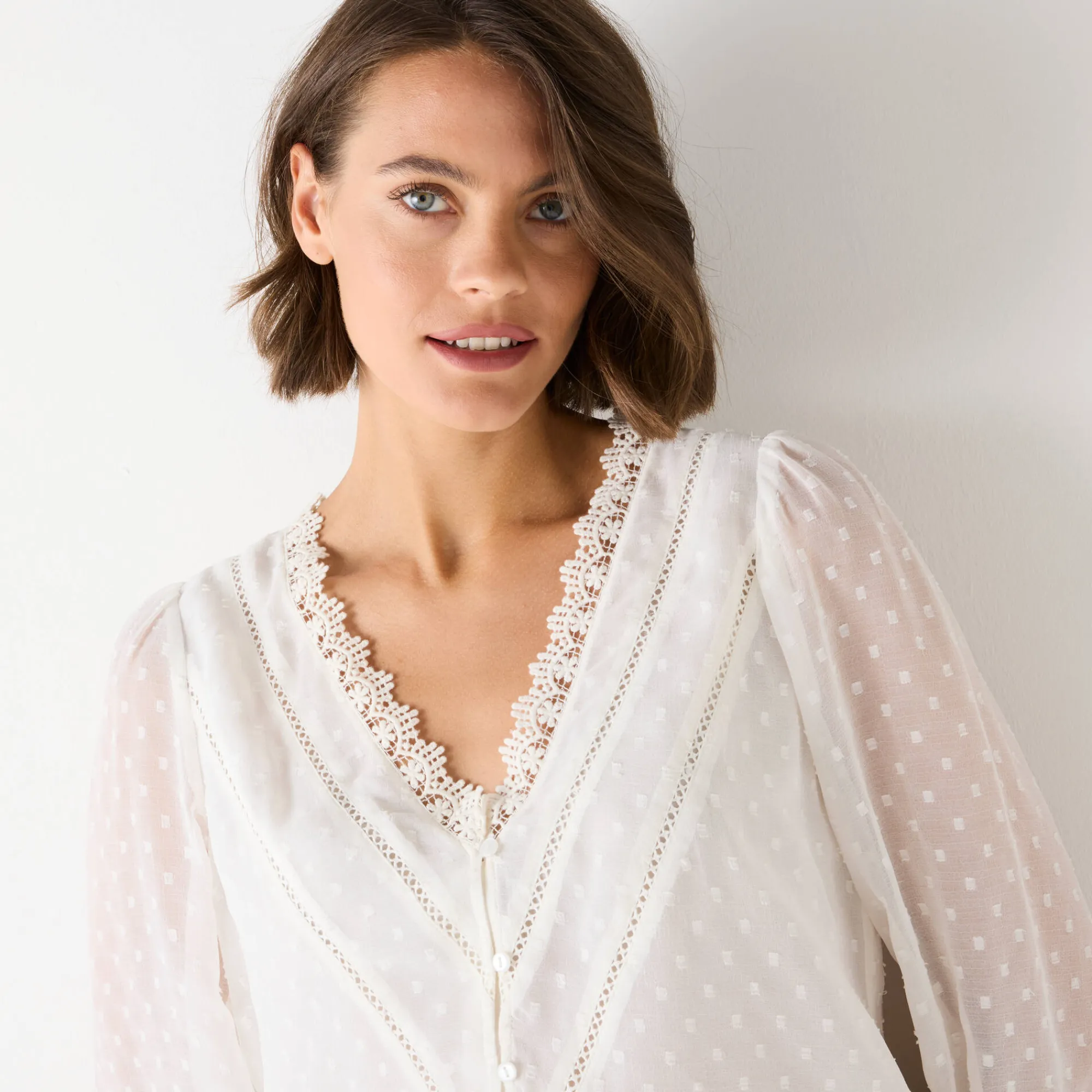 Feestoutfits Dames|Bloes En Tuniek<Blancheporte Bloes in plumetisvoile, details in macramé ecru