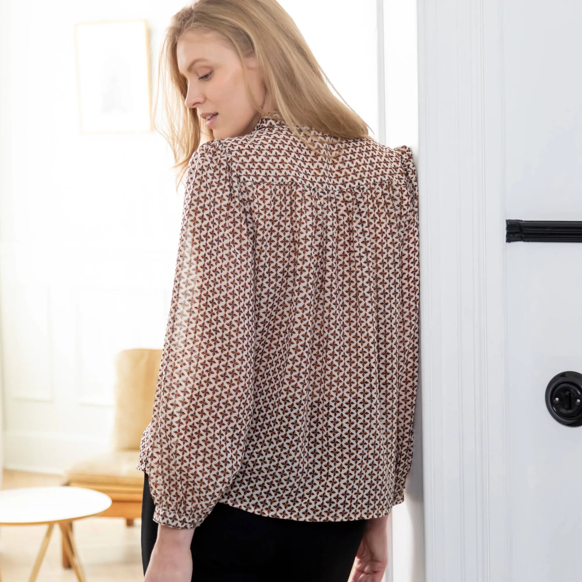 Bloes En Tuniek<Blancheporte Bloes in voile, minimalistische print beige / karamel