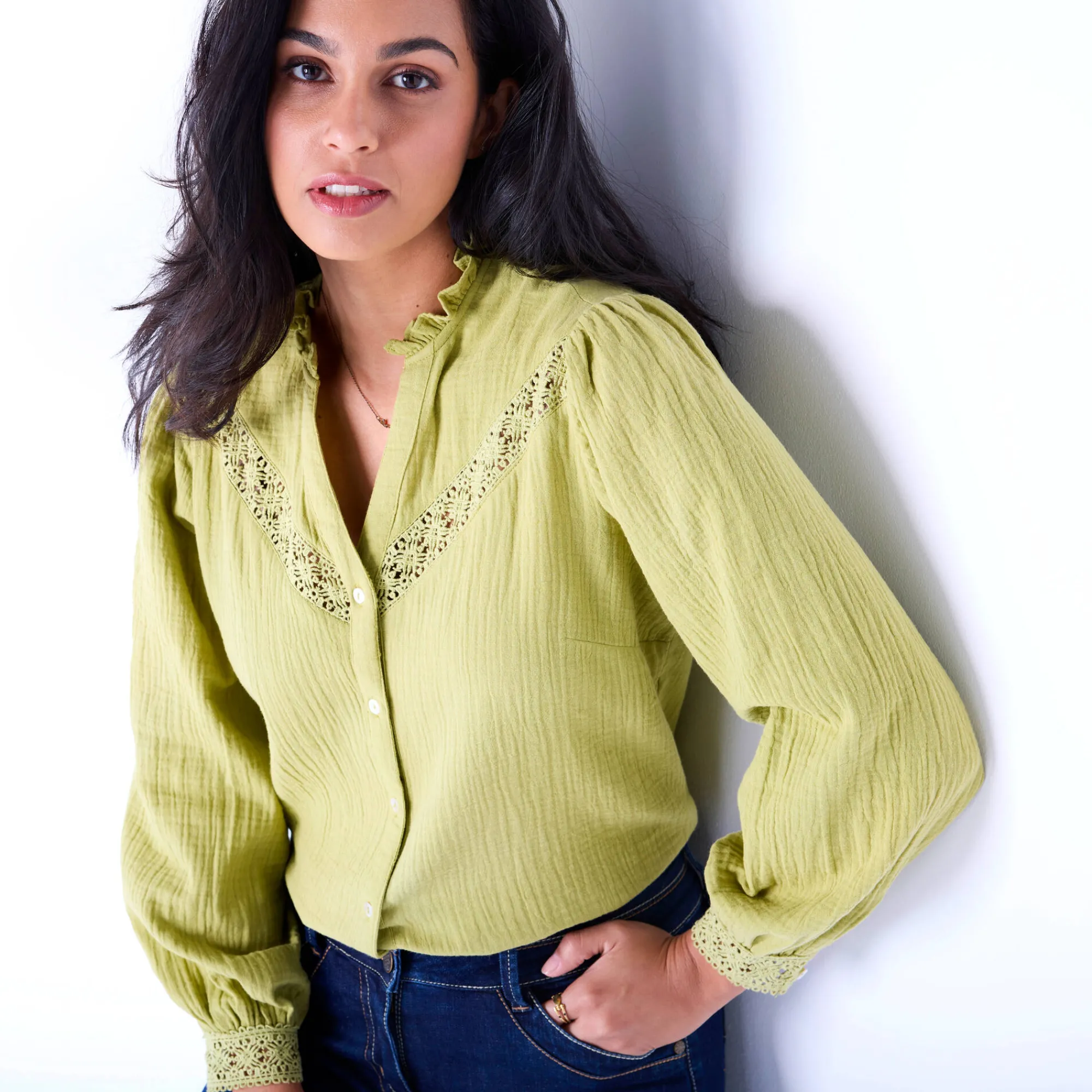 Bloes En Tuniek<Blancheporte Bloes met knoopsluiting en macramé, katoengaas mosgroen