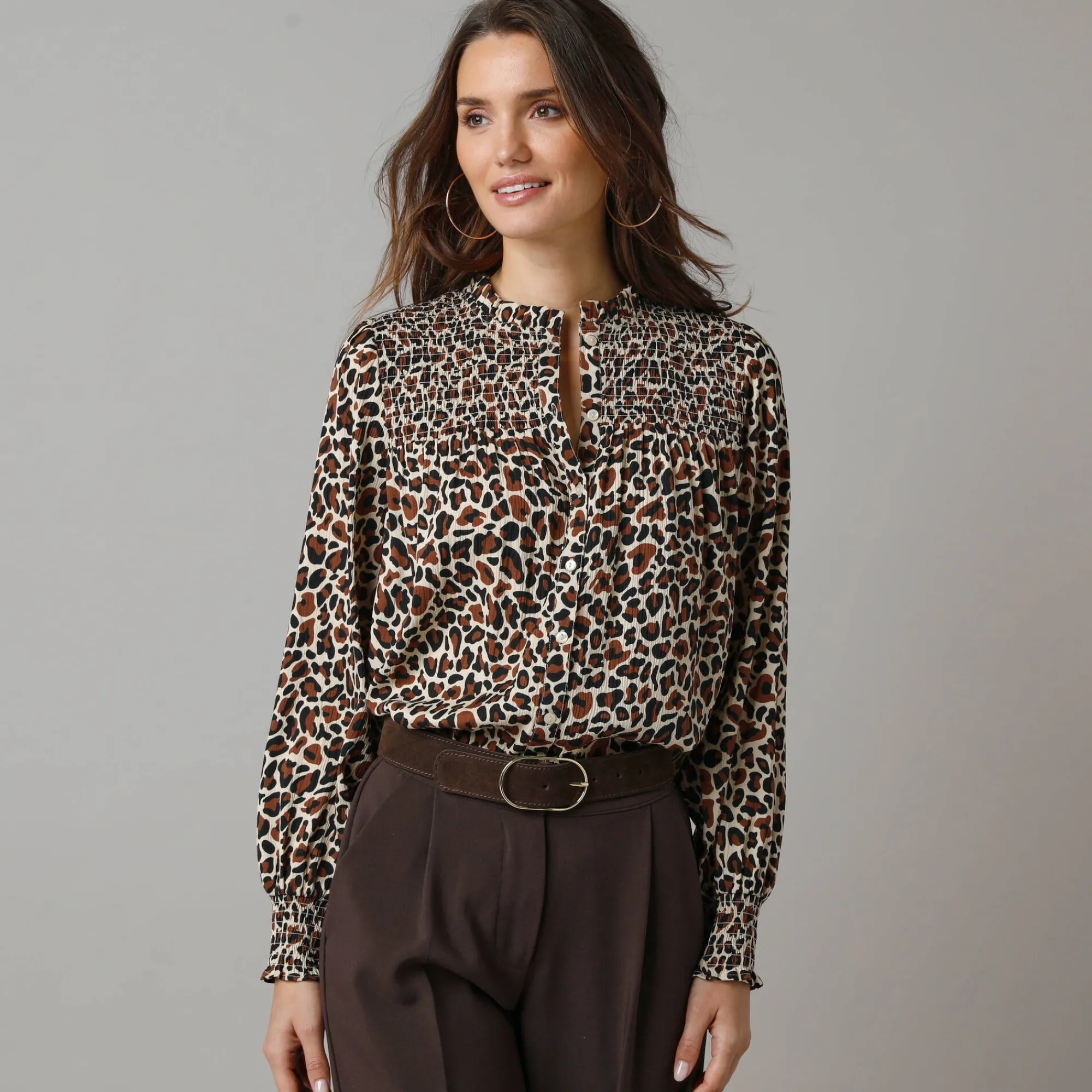 Bloes En Tuniek<Lora Zellini Bloes met luipaardprint, details in smokwerk karamel / zwart