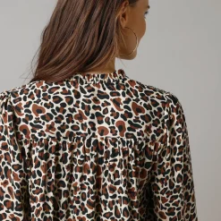 Bloes En Tuniek<Lora Zellini Bloes met luipaardprint, details in smokwerk karamel / zwart