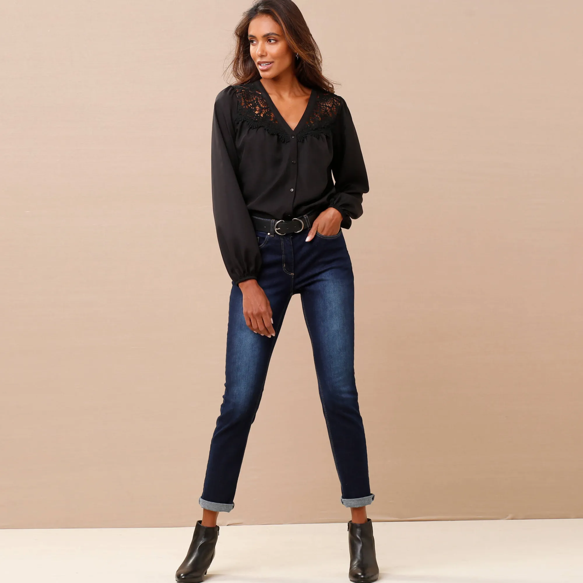 Feestoutfits Dames|Bloes En Tuniek<Blancheporte Bloes met pasje in geschulpt macramé, bloezende mouwen zwart