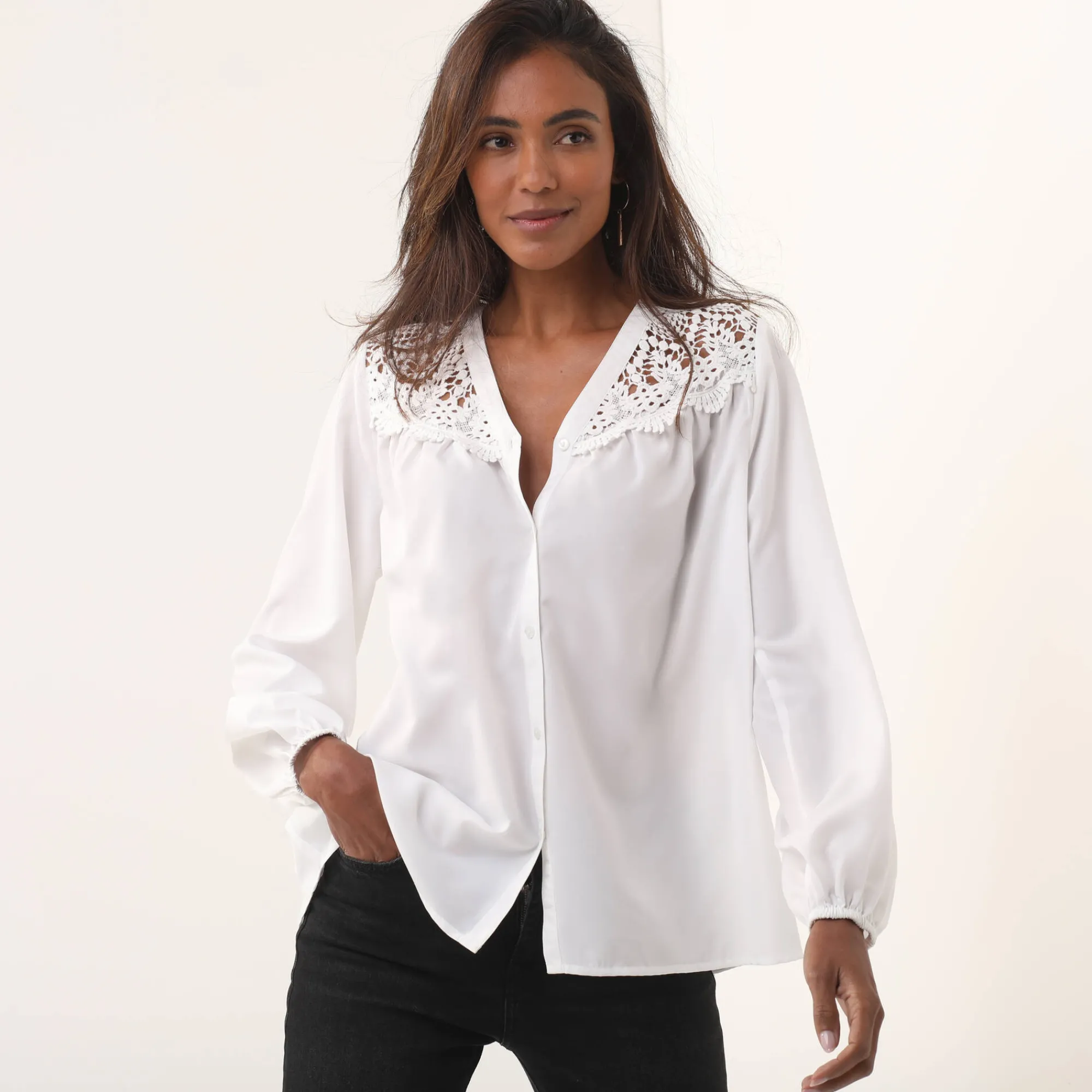 Feestoutfits Dames|Bloes En Tuniek<Blancheporte Bloes met pasje in geschulpt macramé, bloezende mouwen gebroken wit