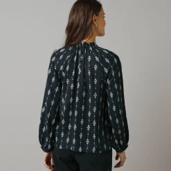 Feestoutfits Dames|Bloes En Tuniek<Lora Zellini Bloes met ruchekraag, bedrukte crêpe zwart / ecru