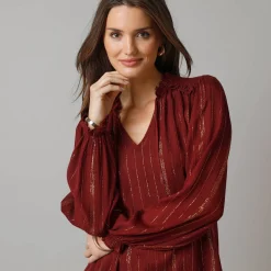 Feestoutfits Dames|Bloes En Tuniek<Lora Zellini Bloes met smokwerk in crepon, glansdraad bordeaux
