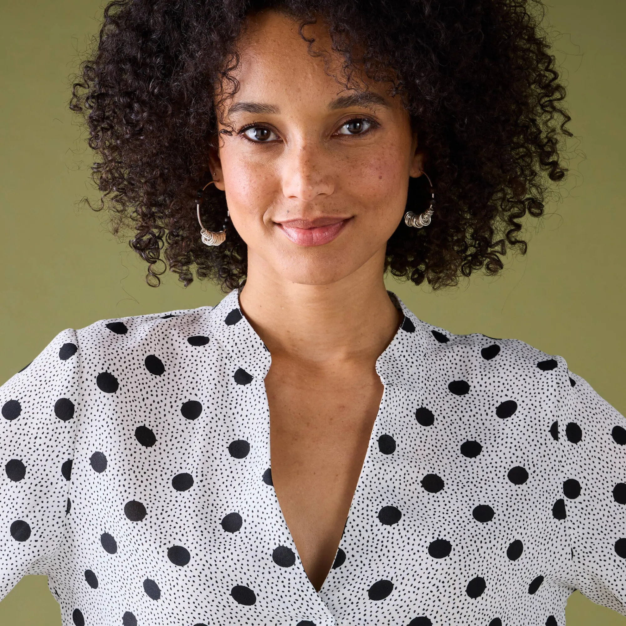 Bloes En Tuniek<Blancheporte Bloes met stippenprint en Tunesische hals, crêpe ecru / zwart