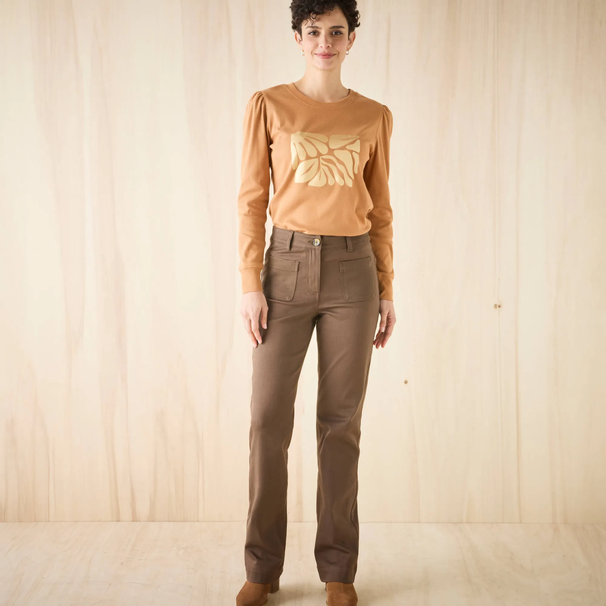 Broek<Blancheporte Bootcut broek, opgestikte zakken chocolade