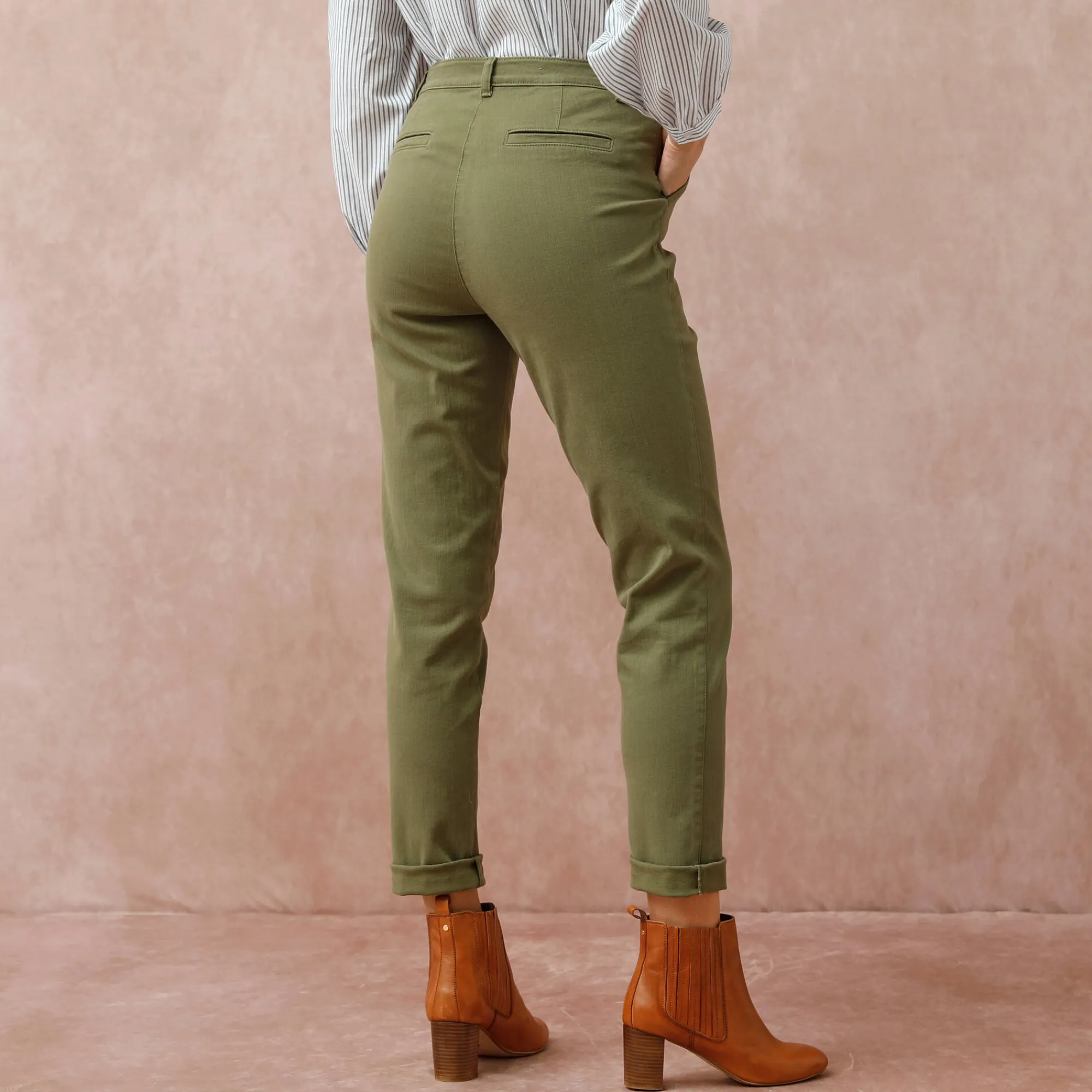 Broek<Blancheporte Broek in 'mom' model met hoge taille, stretch kaki
