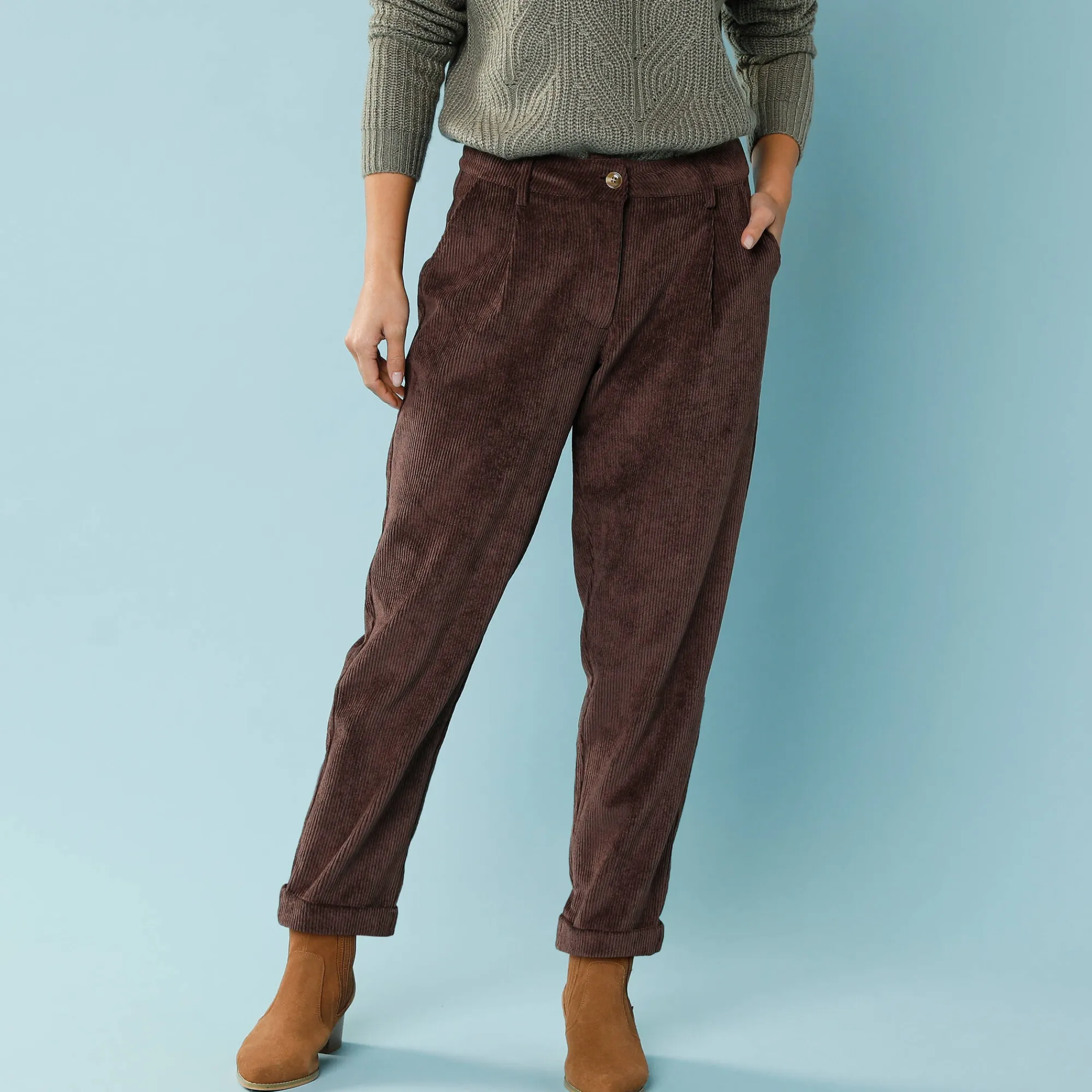 Broek<Blancheporte 7/8-broek in velours, kleine lengtes chocolade