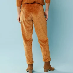 Broek<Blancheporte 7/8-broek in velours, kleine lengtes honing