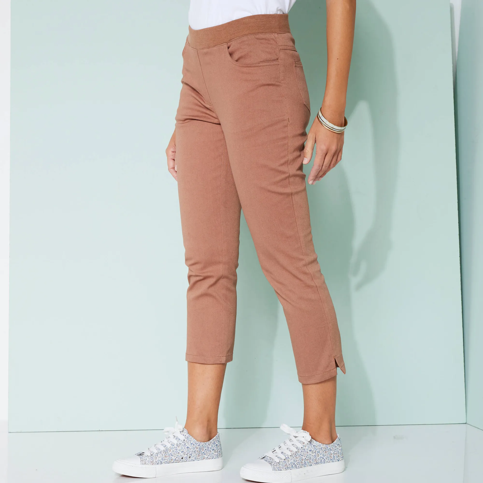 Broek<Blancheporte 3/4-broek met elastische taille koffie