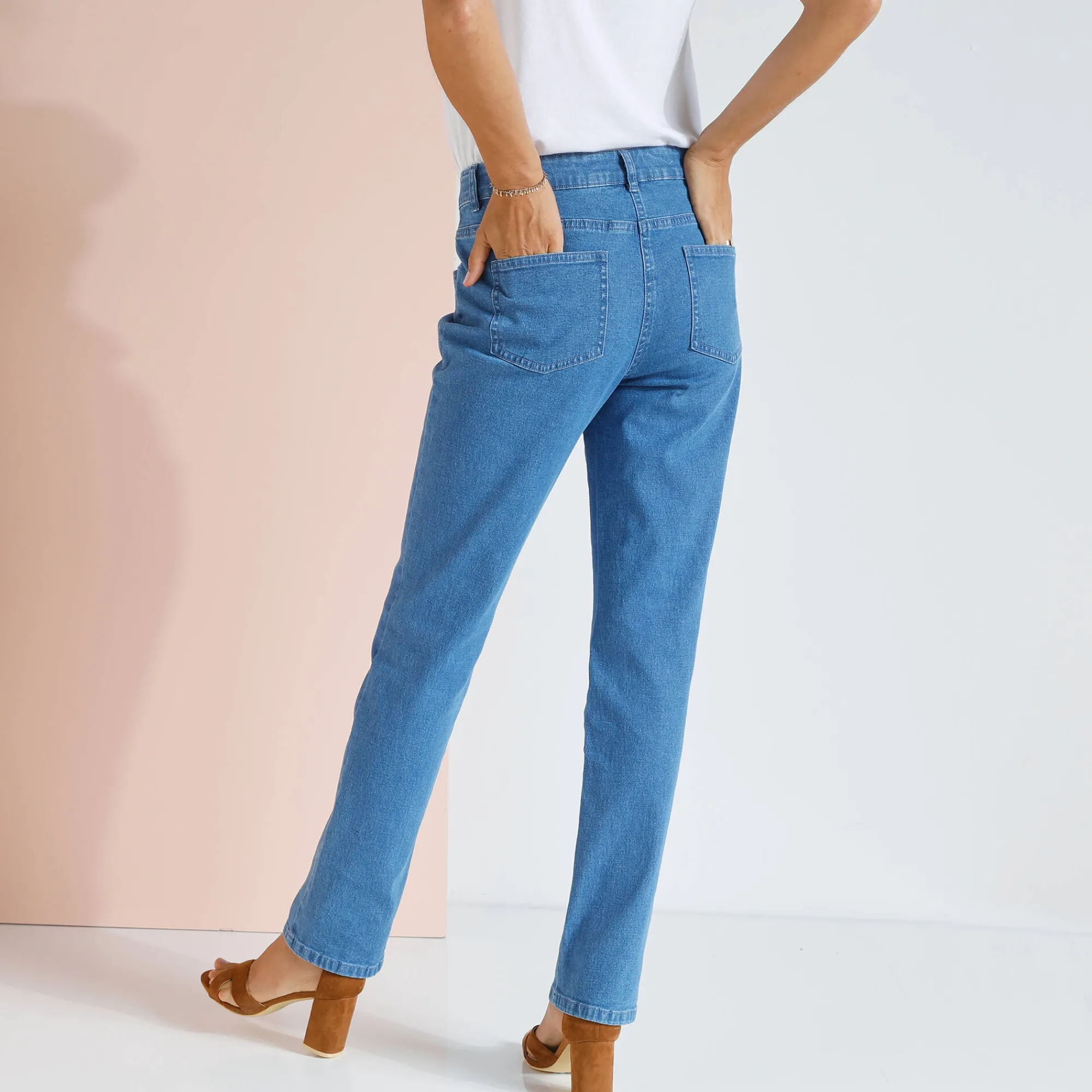 Broek<Blancheporte Broek met 'platte buik'-effect in rekbaar katoen bleached