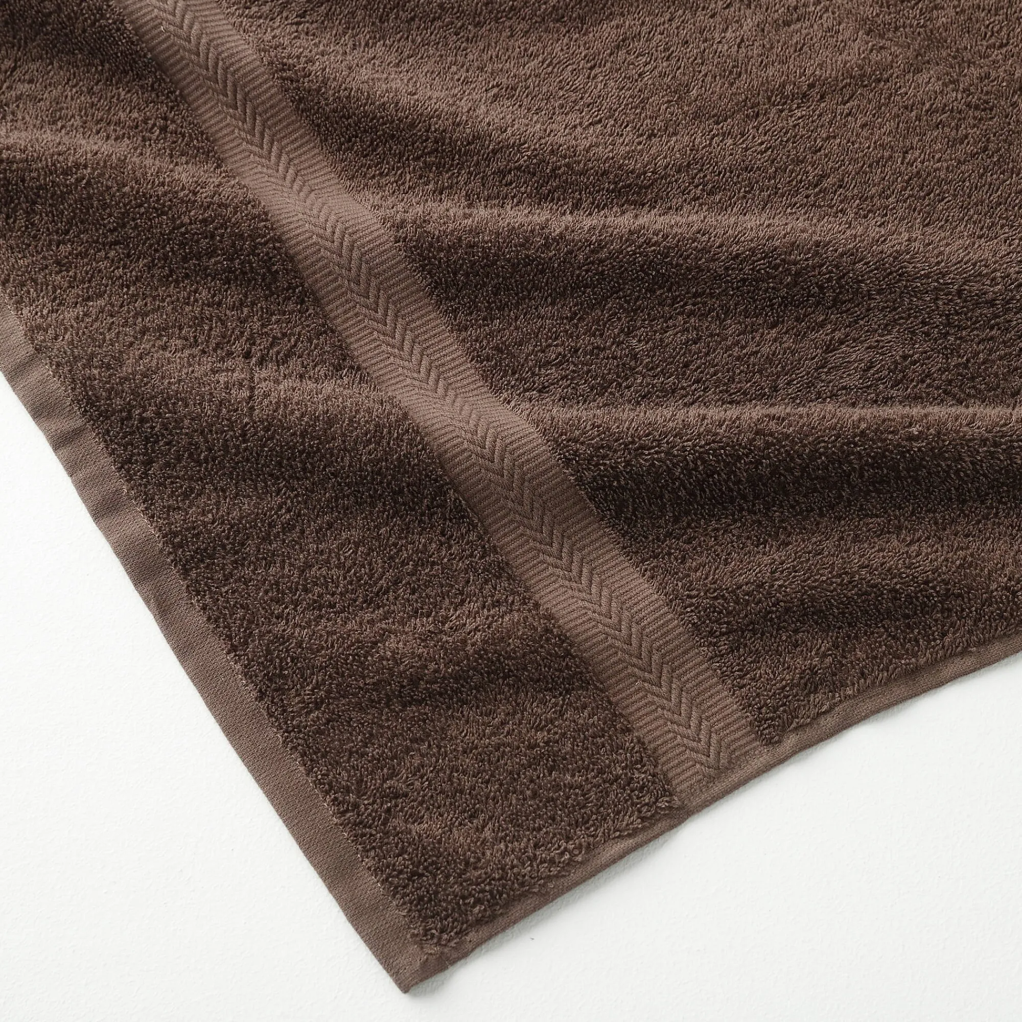 Badhanddoek<Colombine Collectie effen handdoeken 420 g/m2 met zacht comfort chocolade
