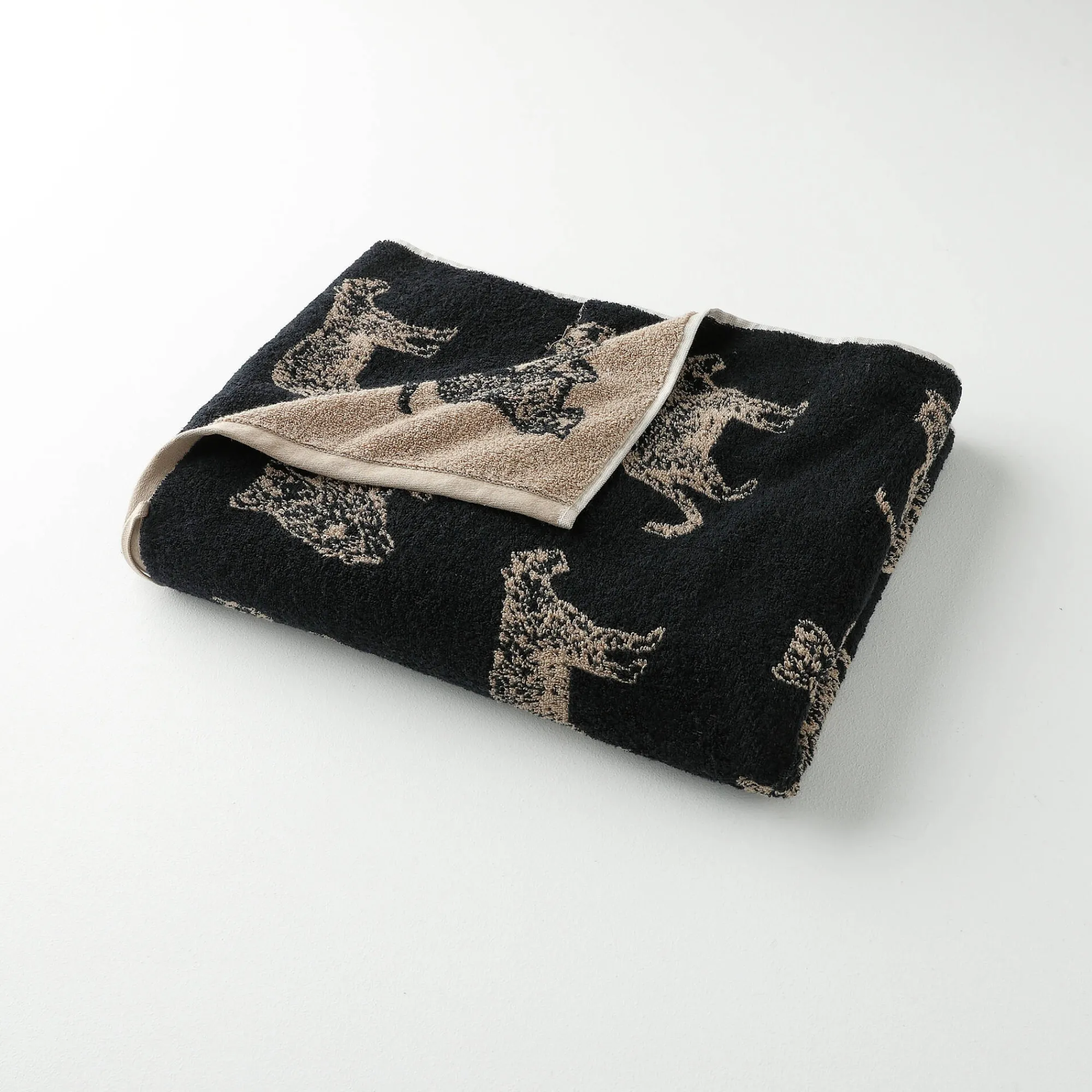 Badhanddoek<Blancheporte Collectie handdoeken in jacquard met luipaardmotief 450 g/m2 beige / zwart