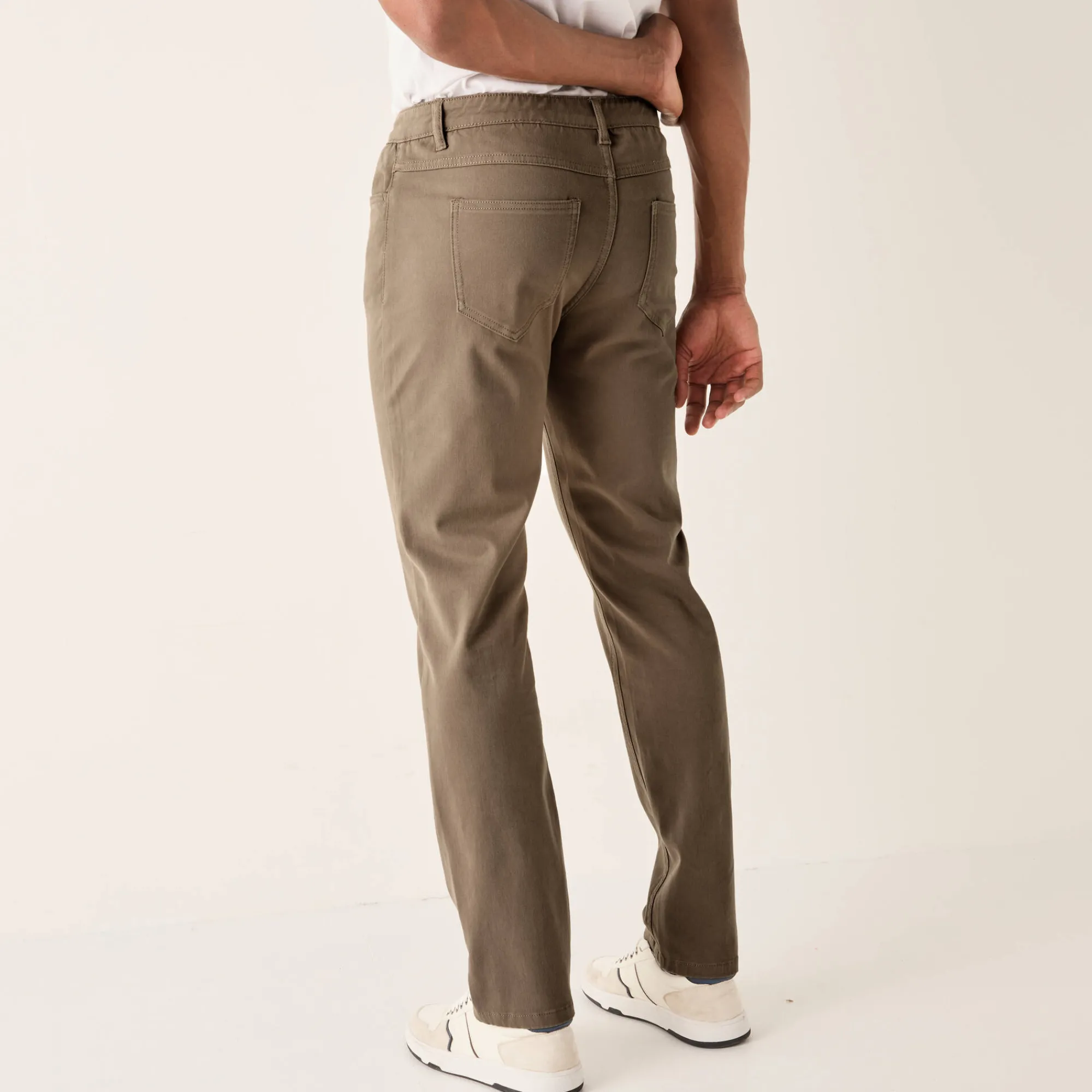 Broek<Blancheporte Comfortabele broek met 5 zakken en elastische tailleband, in gabardine - L32 donkerbeige