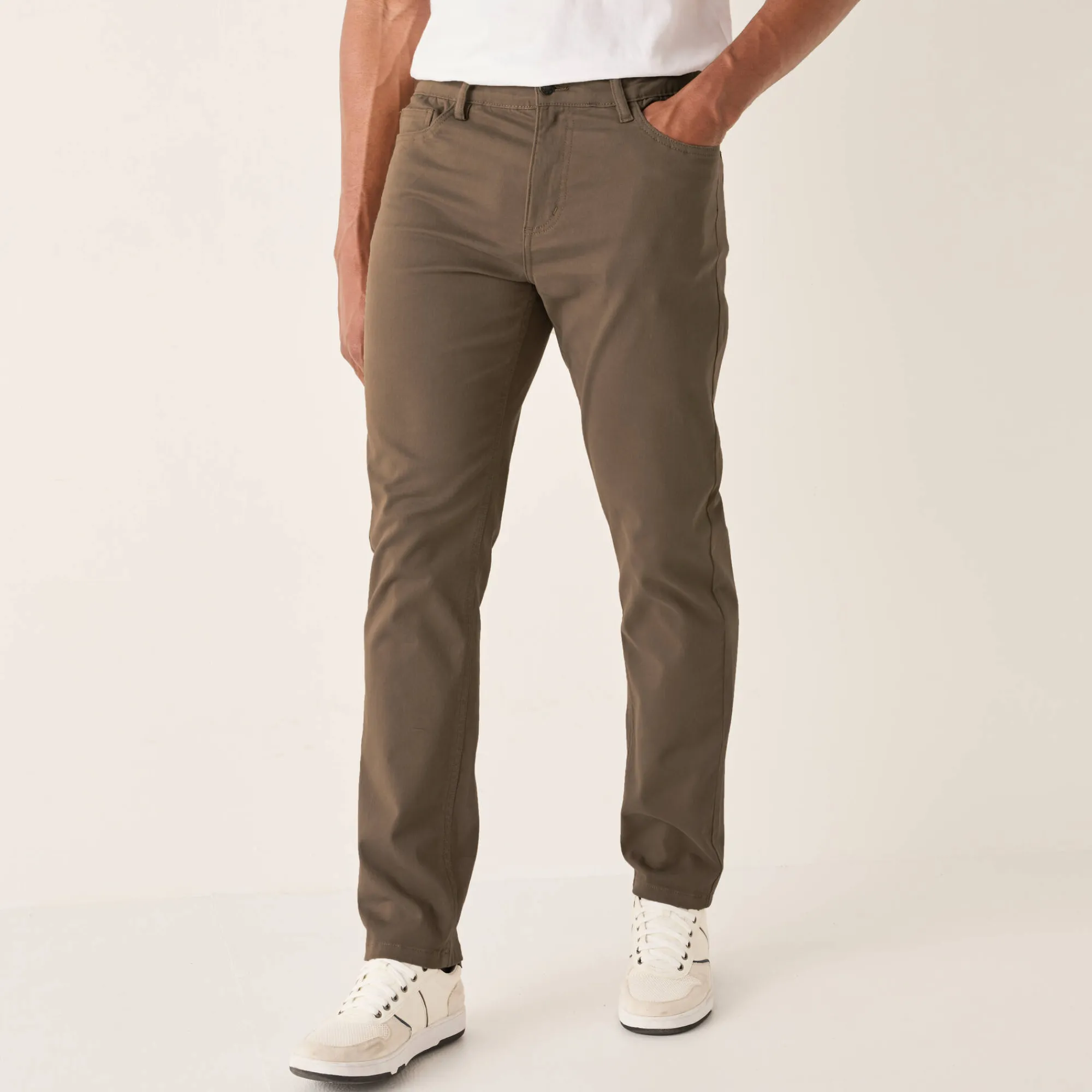 Broek<Blancheporte Comfortabele broek met 5 zakken en elastische tailleband, in gabardine - L30 donkerbeige