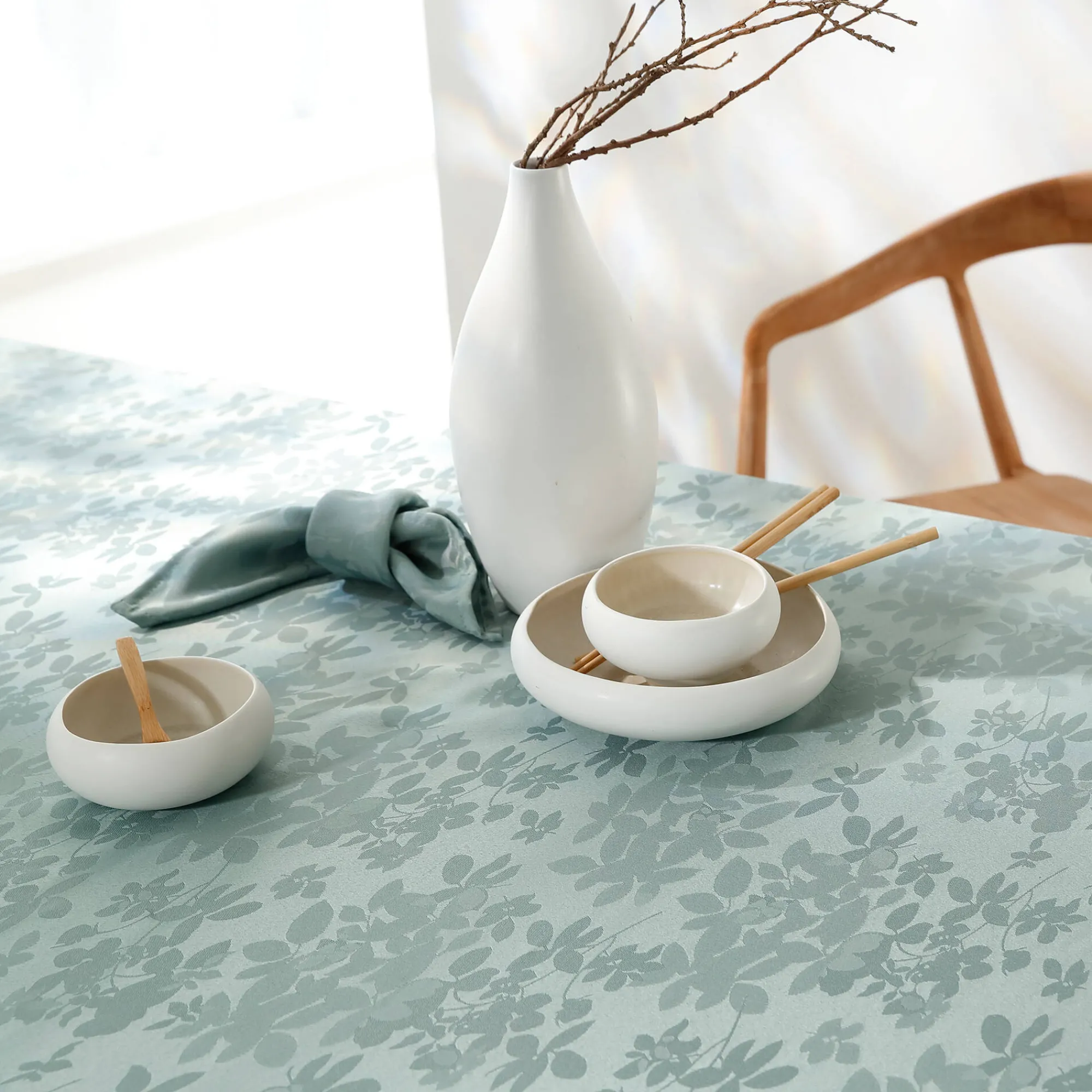 Feesttafel|Tafellaken En Tafelloper<Colombine Damast tafellaken met bladerenprint ® eucalyptus