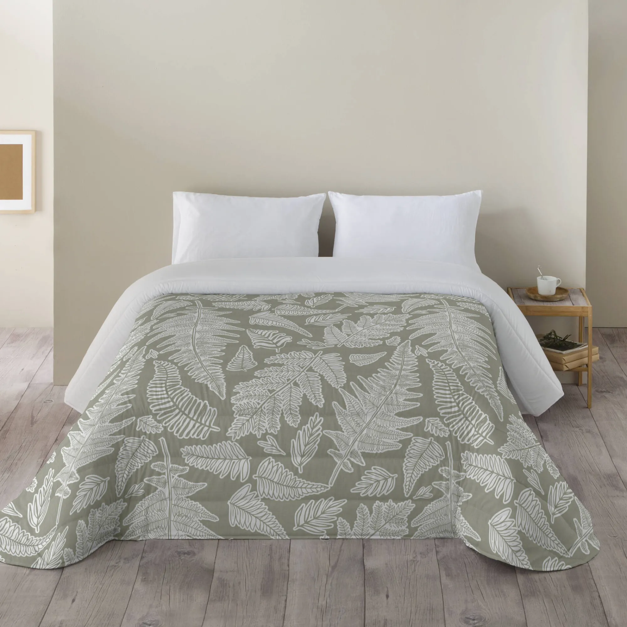 Dekbed<Blancheporte Dekbed in microvezel met herbarium-print 200 g/m² groen / beige
