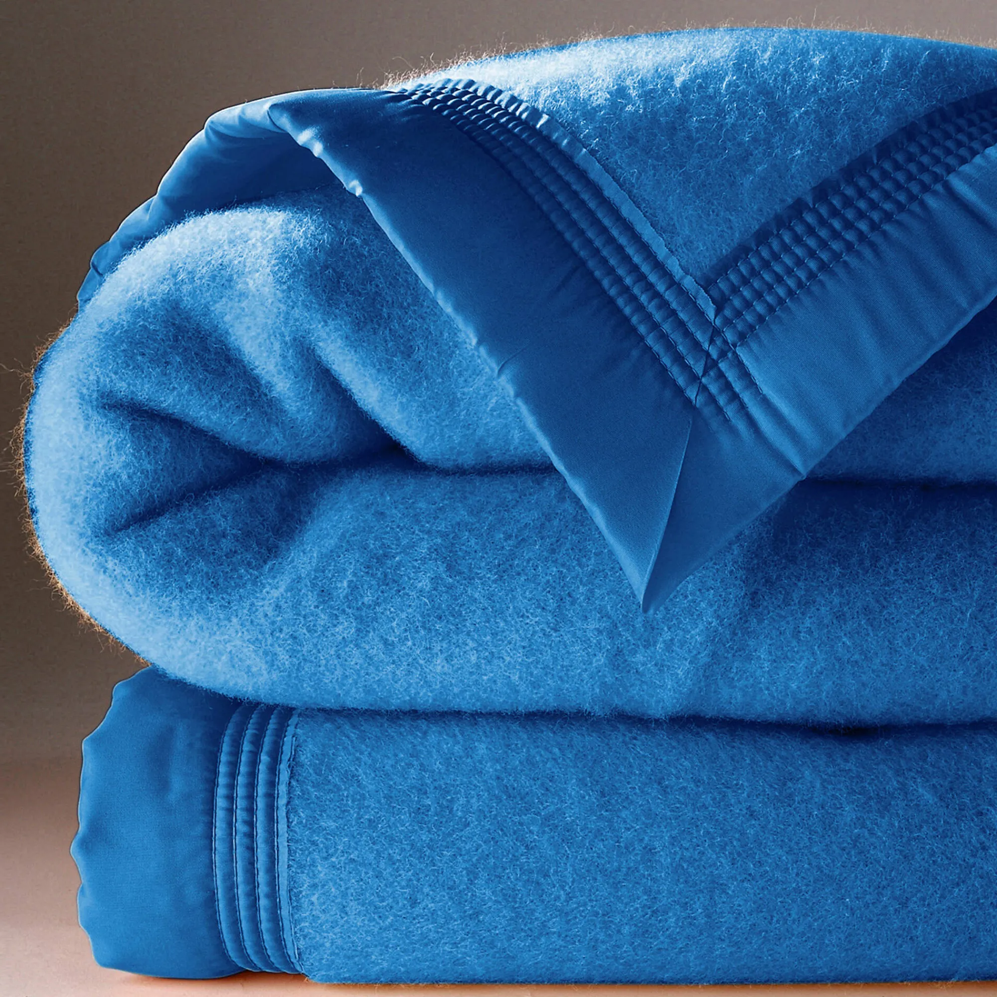 Deken<Blancheporte Deken in wol 350g/m2, voor de beste prijs blauw