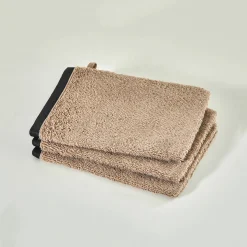 Badhanddoek<Colombine Effen badstof 540g/m2, luxe comfort, 'Timeless' collectie beige