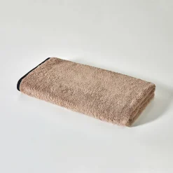 Badhanddoek<Colombine Effen badstof 540g/m2, luxe comfort, 'Timeless' collectie beige
