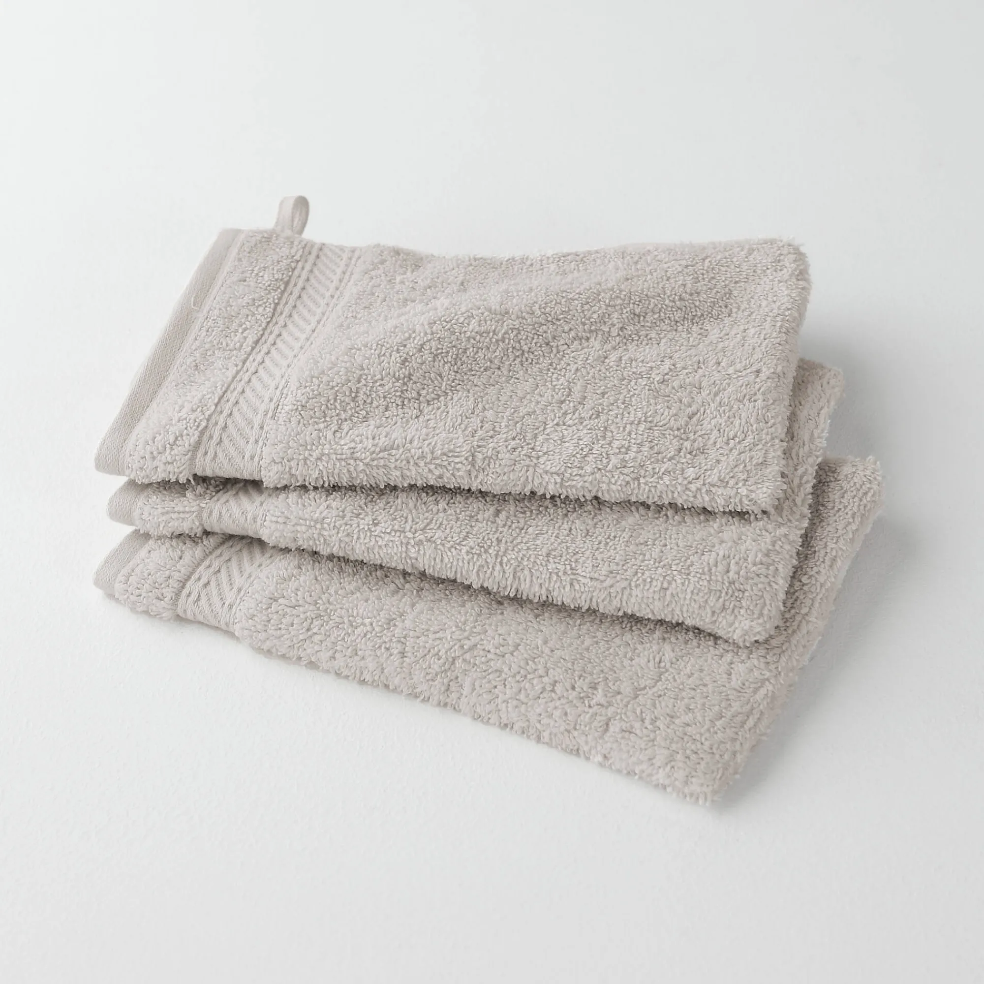 Badhanddoek<Colombine Effen badstof 540g/m2, luxe comfort zandkleur