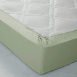 Effen Bedlinnen|Vlak Laken<Colombine Effen bedlinnen - polyester/katoen, amandel groen