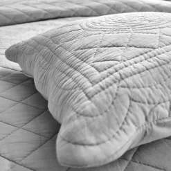 Deken En Bedsprei|Deken, Boutis En Bedsprei<Colombine Effen bedsprei in boutisstijl Cassandre parelgrijs