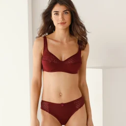 Beha<Confidence Lingerie Effen beha in katoen en kant Coria - zonder beugels bordeaux