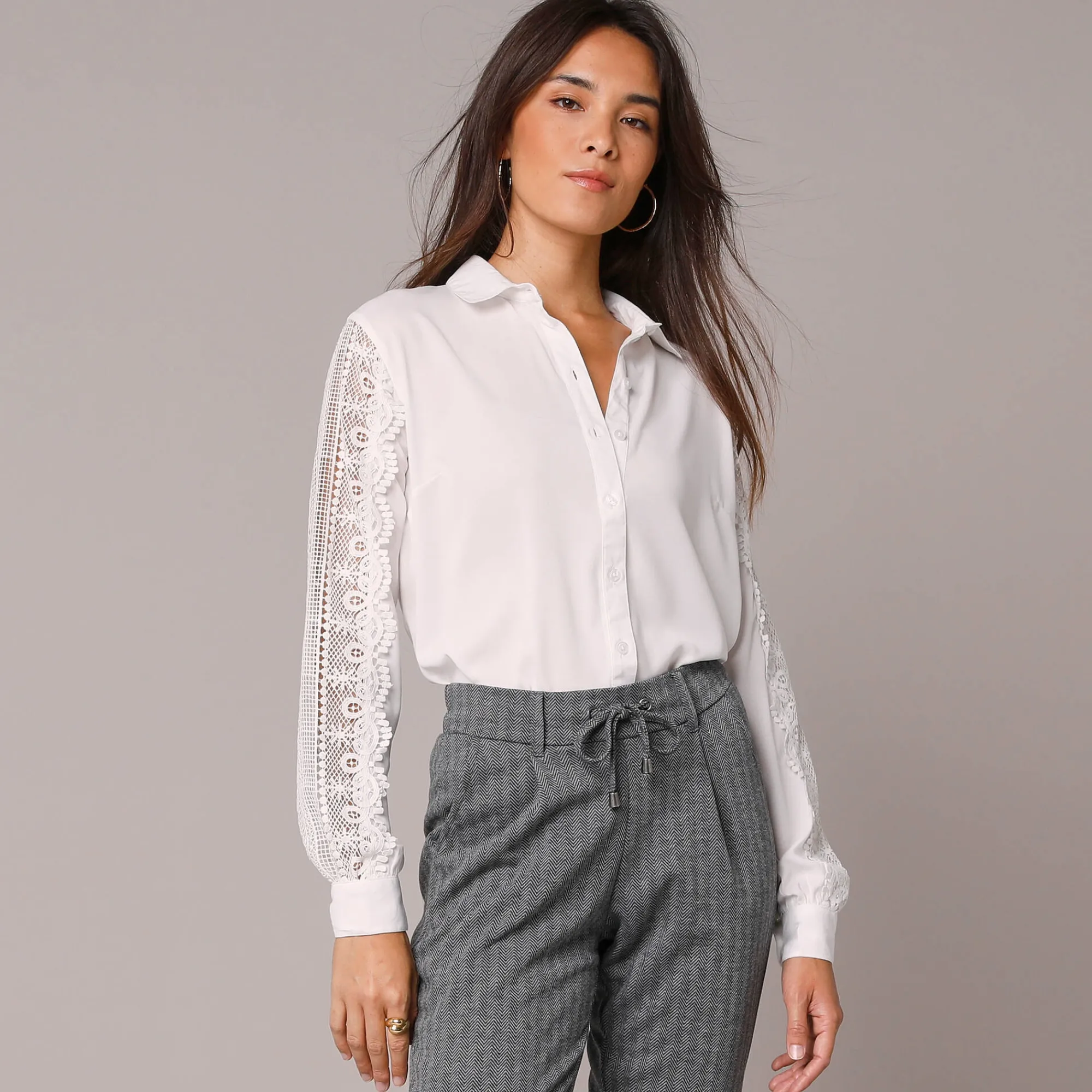 Feestoutfits Dames|Bloes En Tuniek<Blancheporte Effen bloes met knopen en kant gebroken wit
