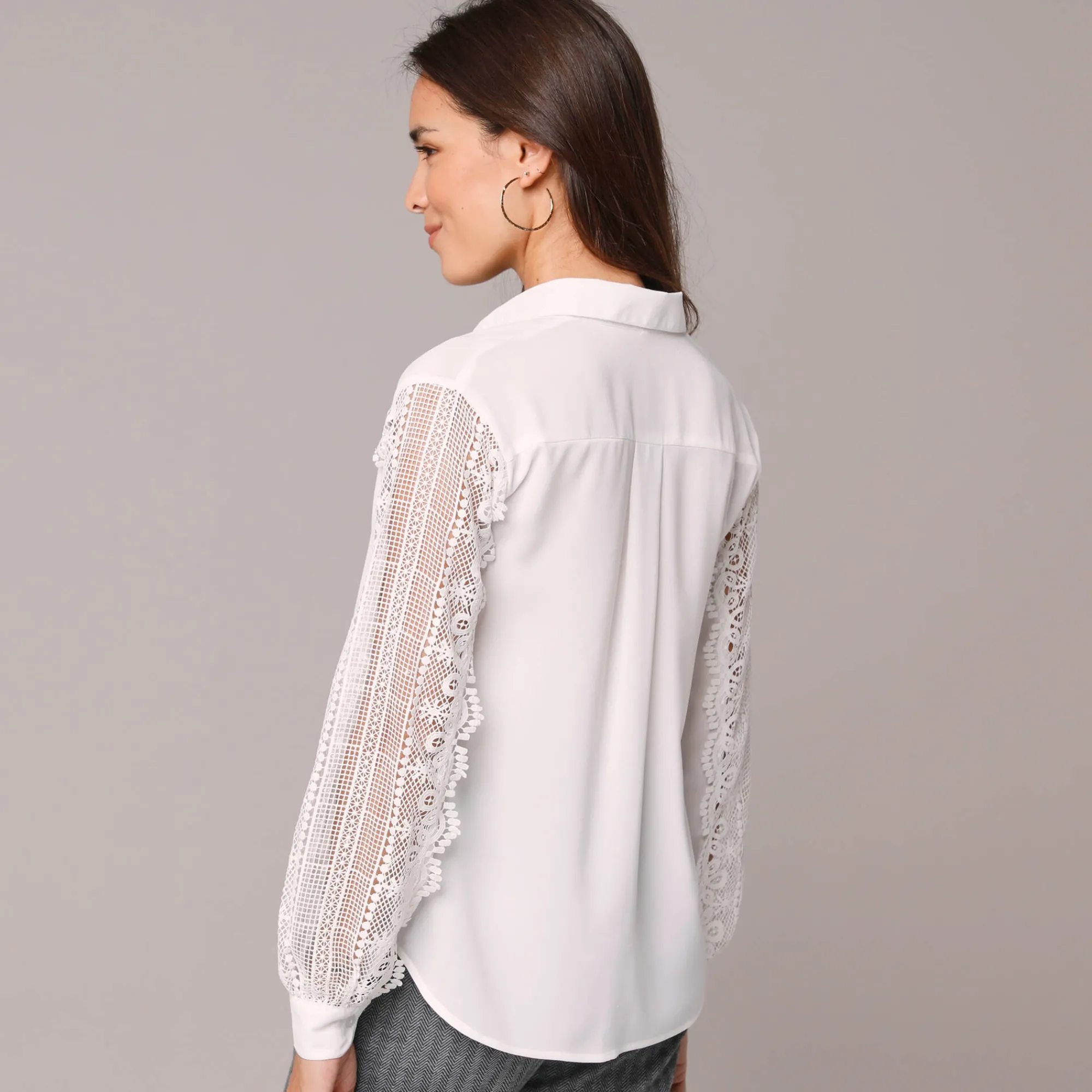 Feestoutfits Dames|Bloes En Tuniek<Blancheporte Effen bloes met knopen en kant gebroken wit