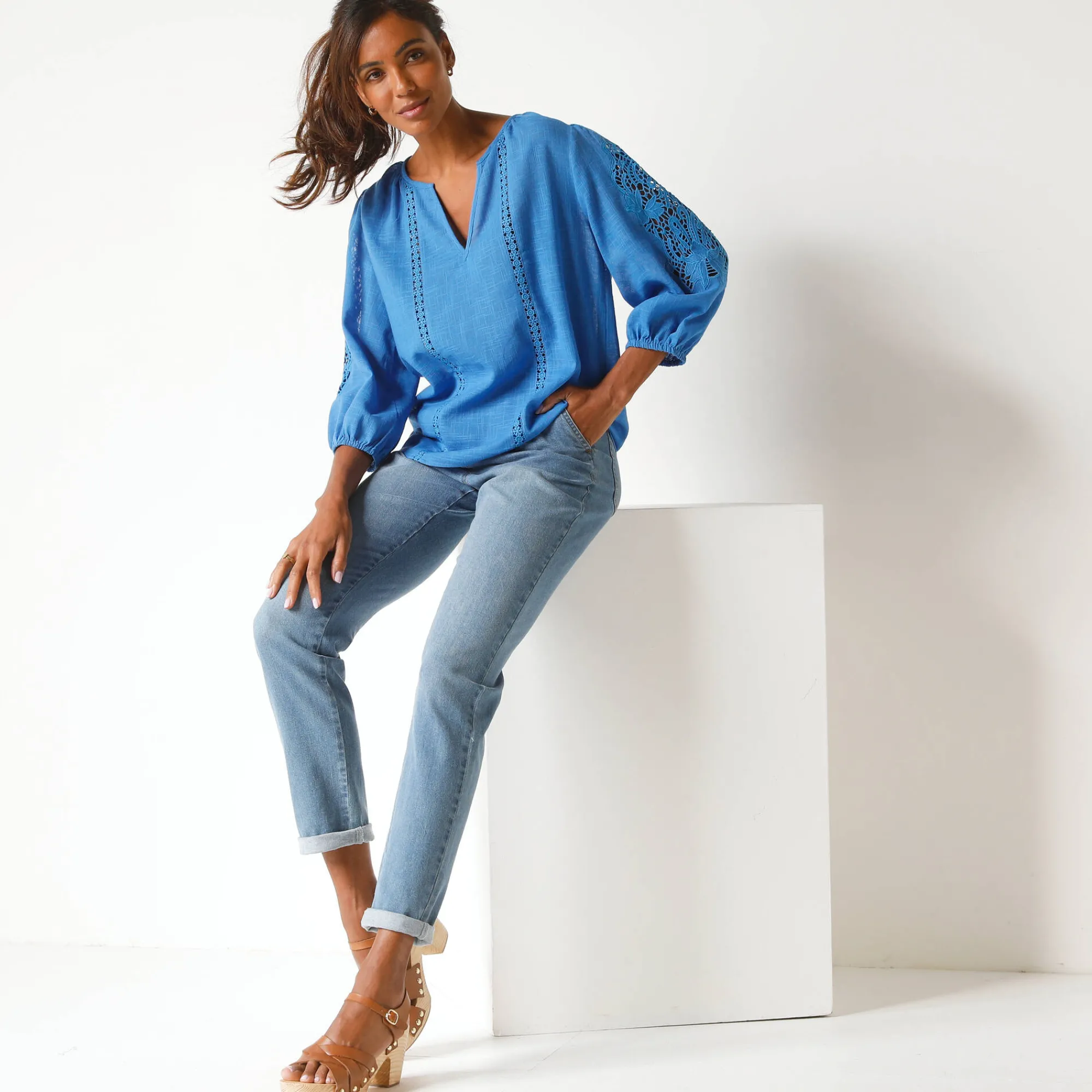 Bloes En Tuniek<Blancheporte Effen bloes met macramé, geborduurde mouwen blauw
