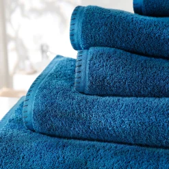 Badhanddoek<Blancheporte Effen handdoek 540g/m² luxe comfort met paardenstaartsteek pauwblauw